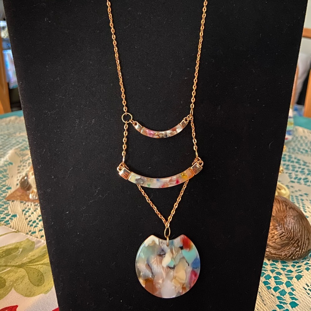 Kirtilia’s 2 piece necklace set